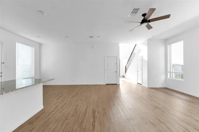 $2,500 | 1426 Northwood Blf Lane, Pinehurst, TX 77362