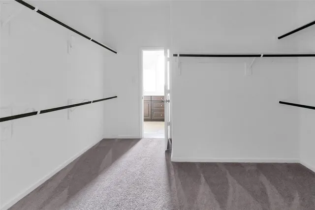 $2,500 | 1426 Northwood Blf Lane, Pinehurst, TX 77362