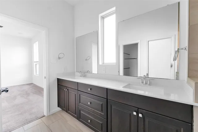 $2,500 | 1426 Northwood Blf Lane, Pinehurst, TX 77362