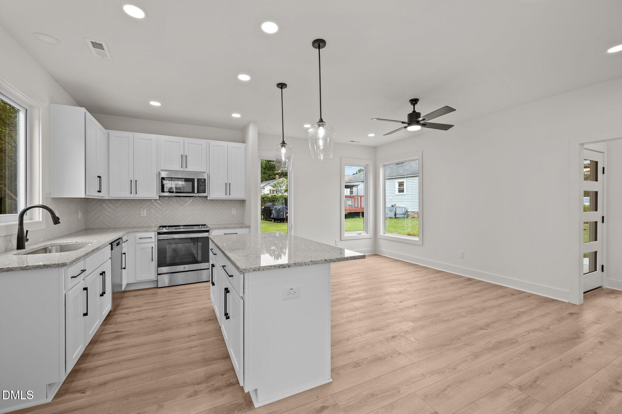 2002 B Riddle Road Durham, NC 27713 - Photo 7 of 26 06