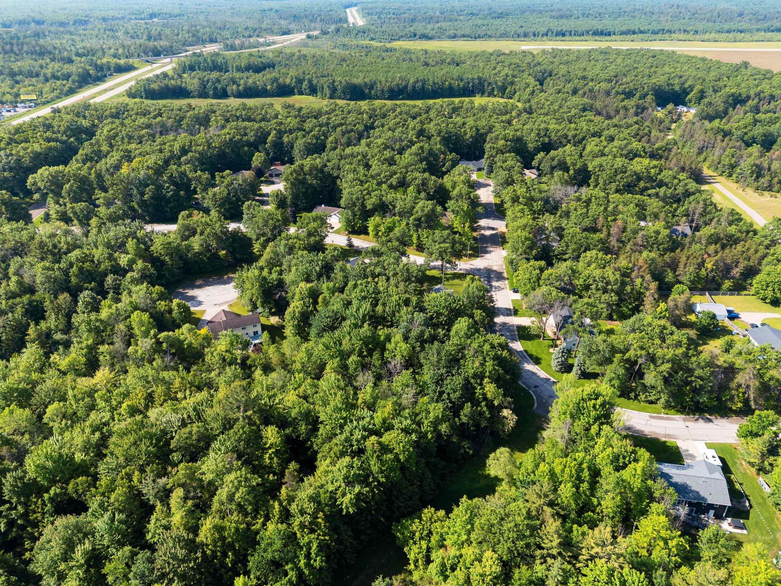 Acorn Trail, Unit 8 Oconto, WI 54153 - Photo 3 of 10