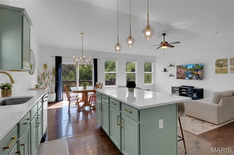 $425,000 | 515 Wilmer Hollow Lane, Wentzville, MO 63385