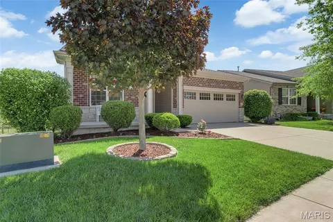 $425,000 | 515 Wilmer Hollow Lane, Wentzville, MO 63385