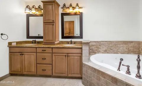 $995,000 | 5850 East Kathleen Road, Scottsdale, AZ 85254