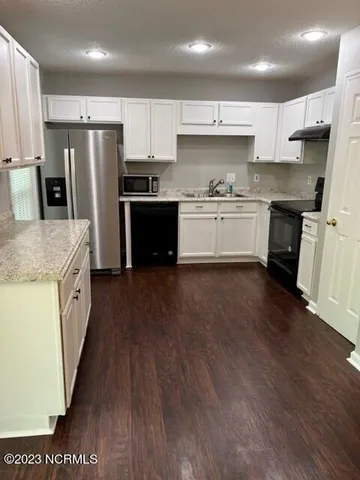 $1,850 | 104 Sandybrook Road, Wilmington, NC 28411