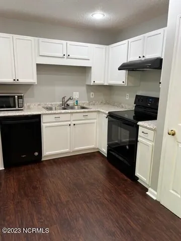 $1,850 | 104 Sandybrook Road, Wilmington, NC 28411