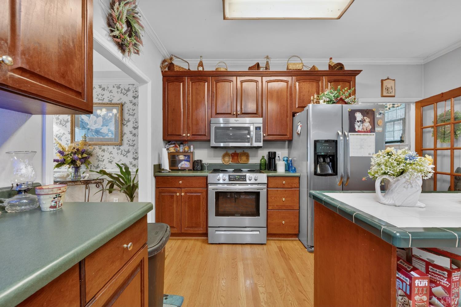 24 Queen Regent Court Blue Ridge, VA 24064 - Photo 13 of 73