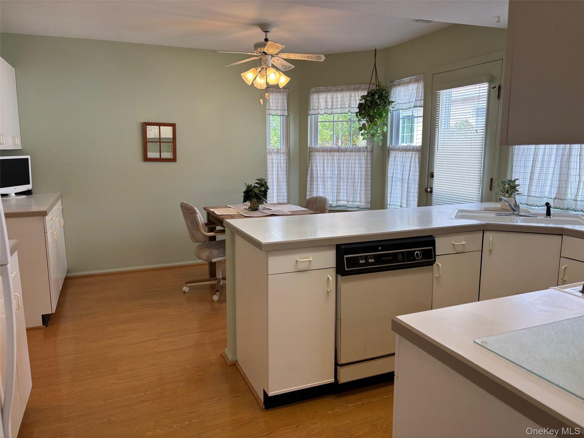 155 Glen Drive Ridge, NY 11961 - Photo 6 of 24