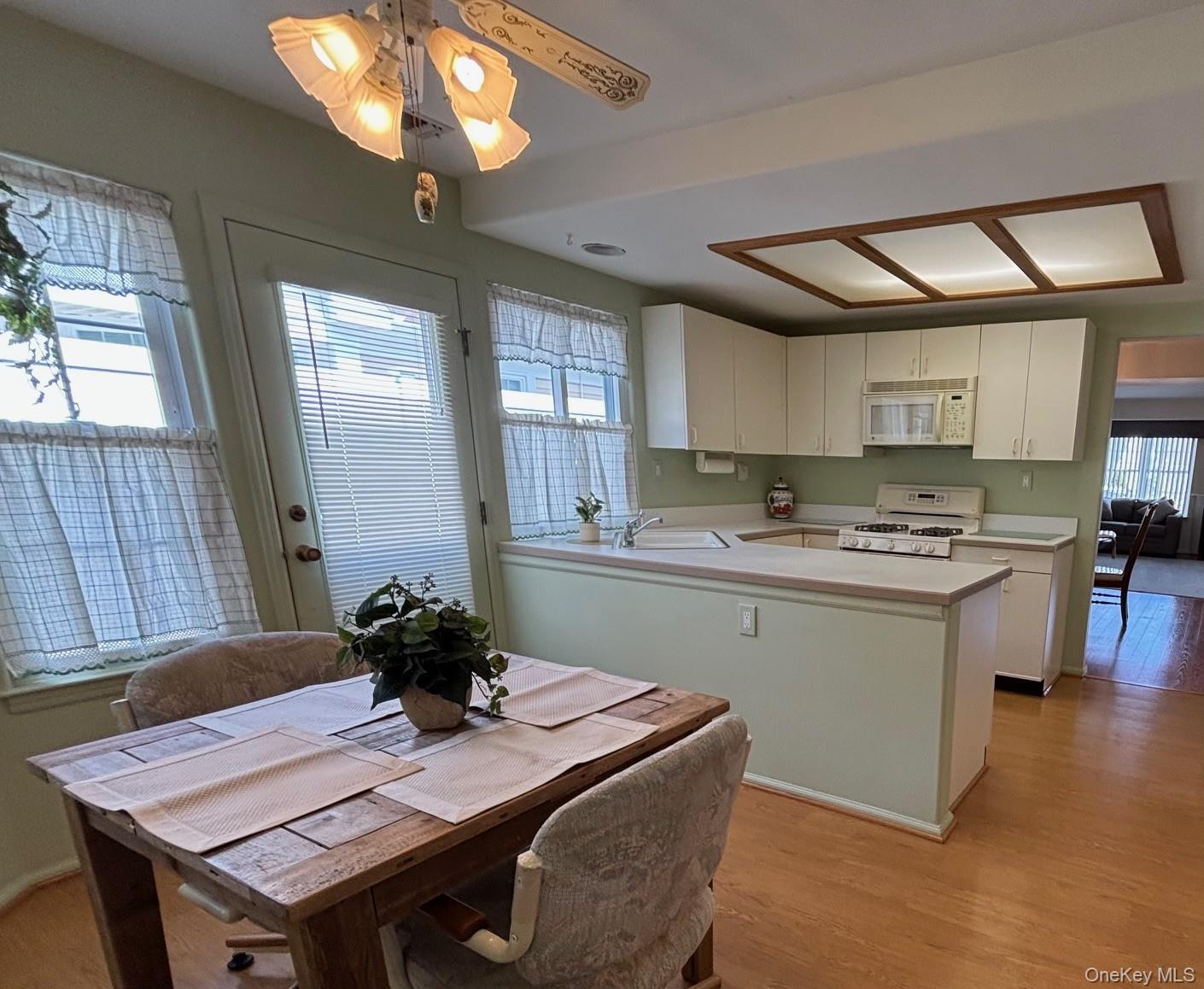 155 Glen Drive Ridge, NY 11961 - Photo 7 of 24