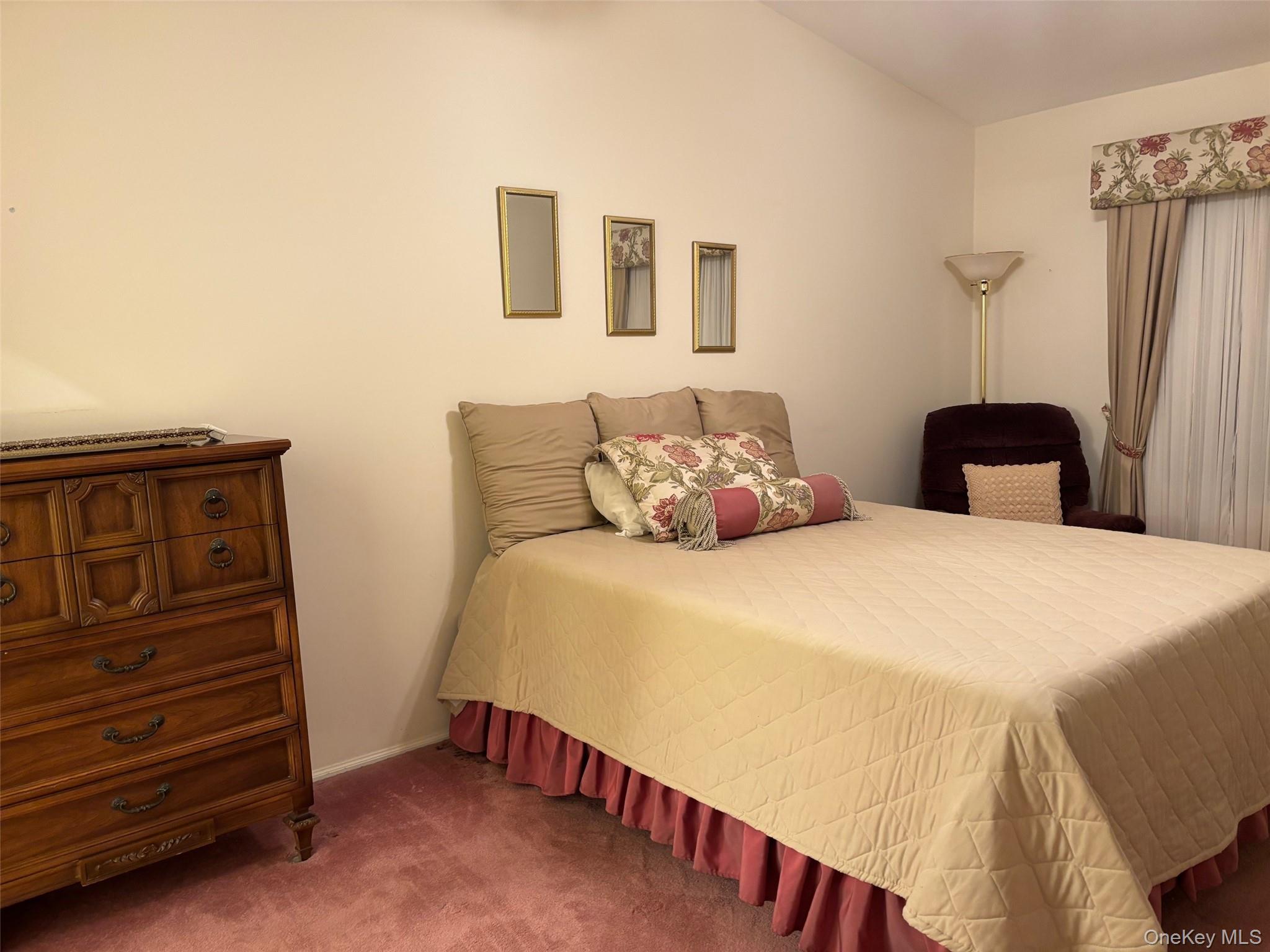 155 Glen Drive Ridge, NY 11961 - Photo 10 of 24
