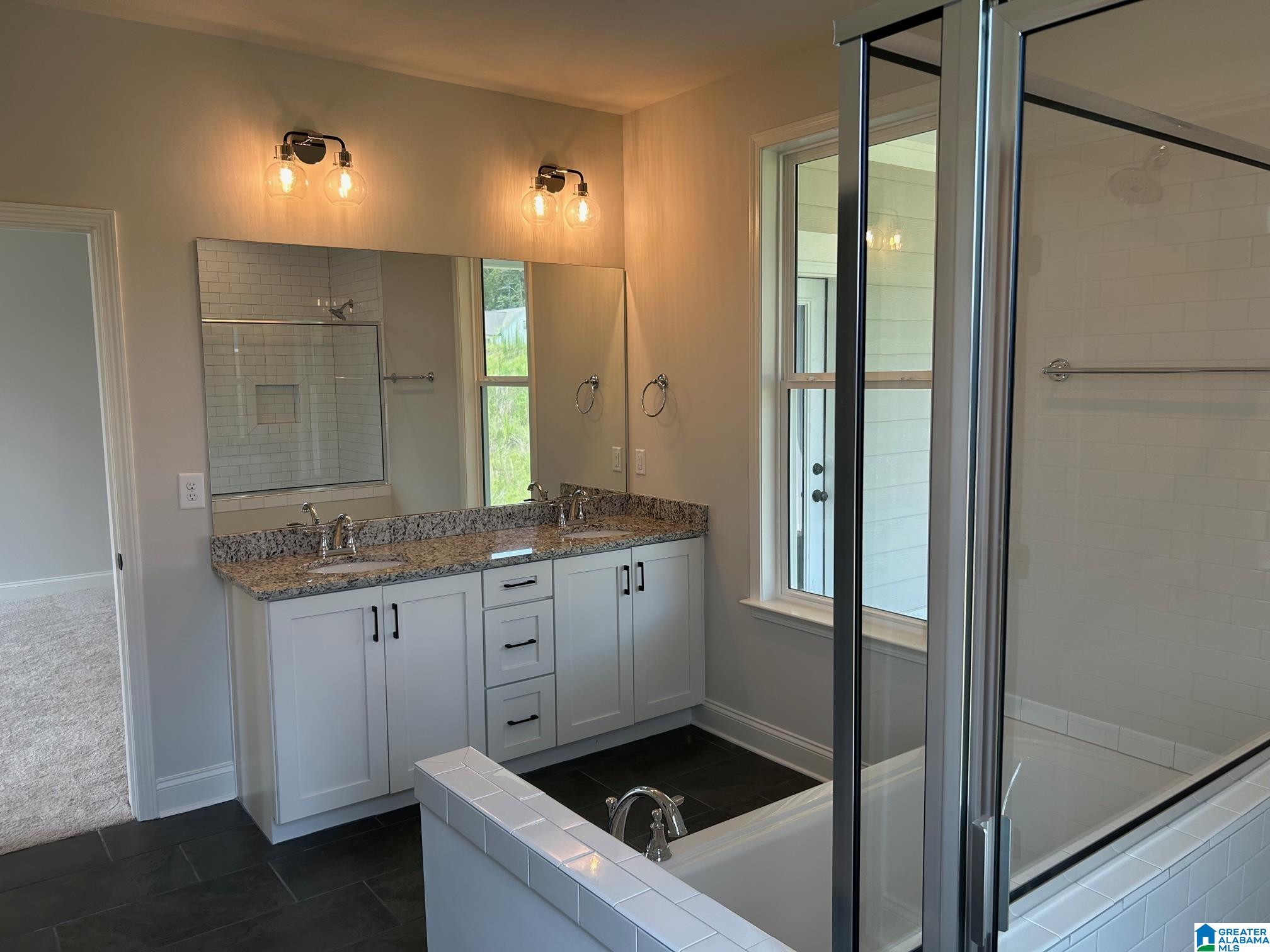 209 Mayfair Park Alabaster, AL 35114 - Photo 15 of 24