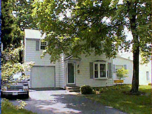 2223 Inchcliff Road Columbus, OH 43221 - Photo 1 of 1