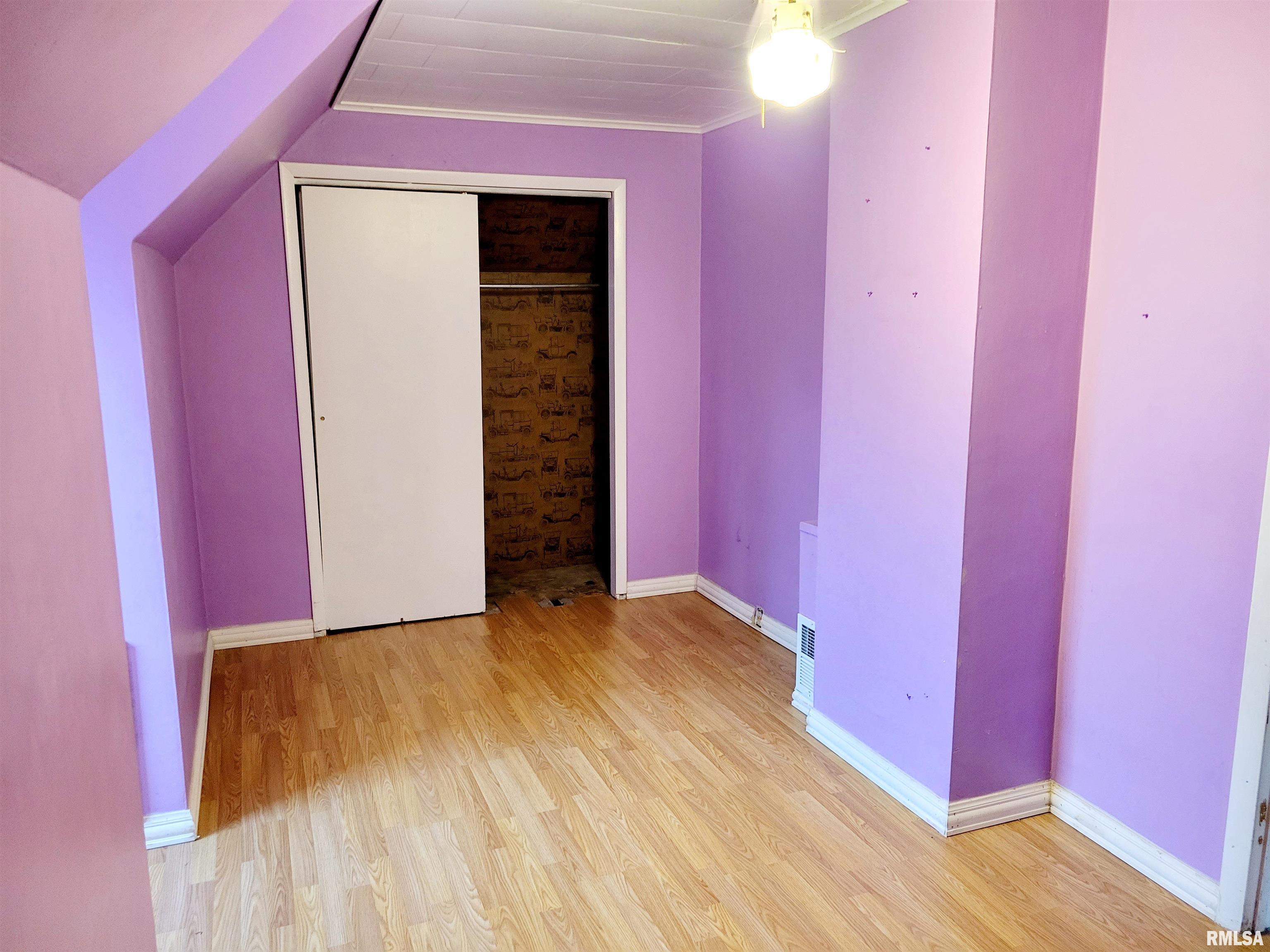 207 Pleasant Street Benson, IL 61516 - Photo 13 of 20 Gallery Image 13