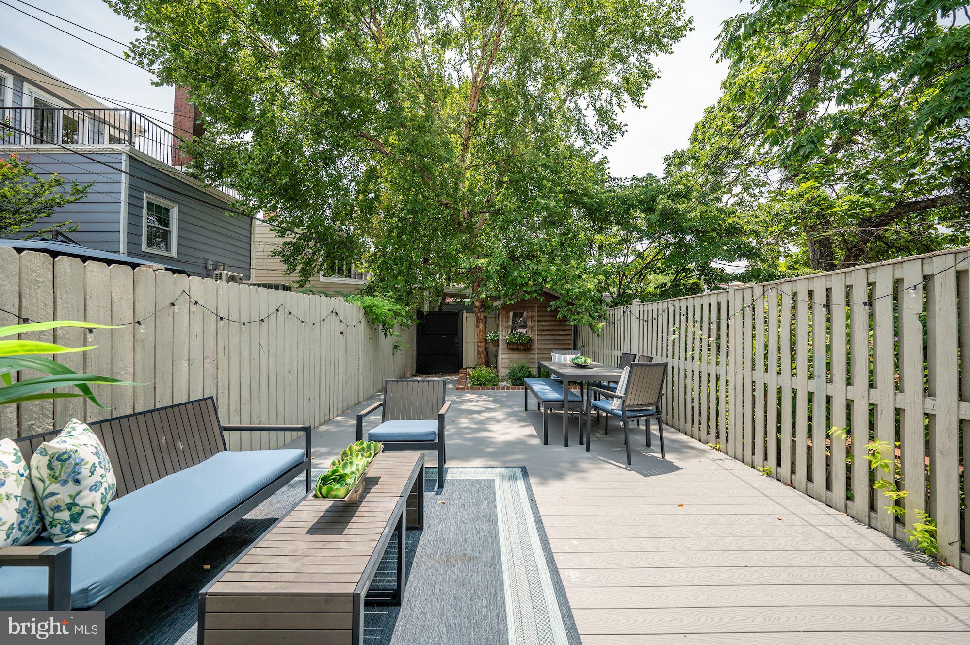919 E Street Southeast Washington, DC 20003 - Photo 19 of 28 Glorious patio off the kitchen