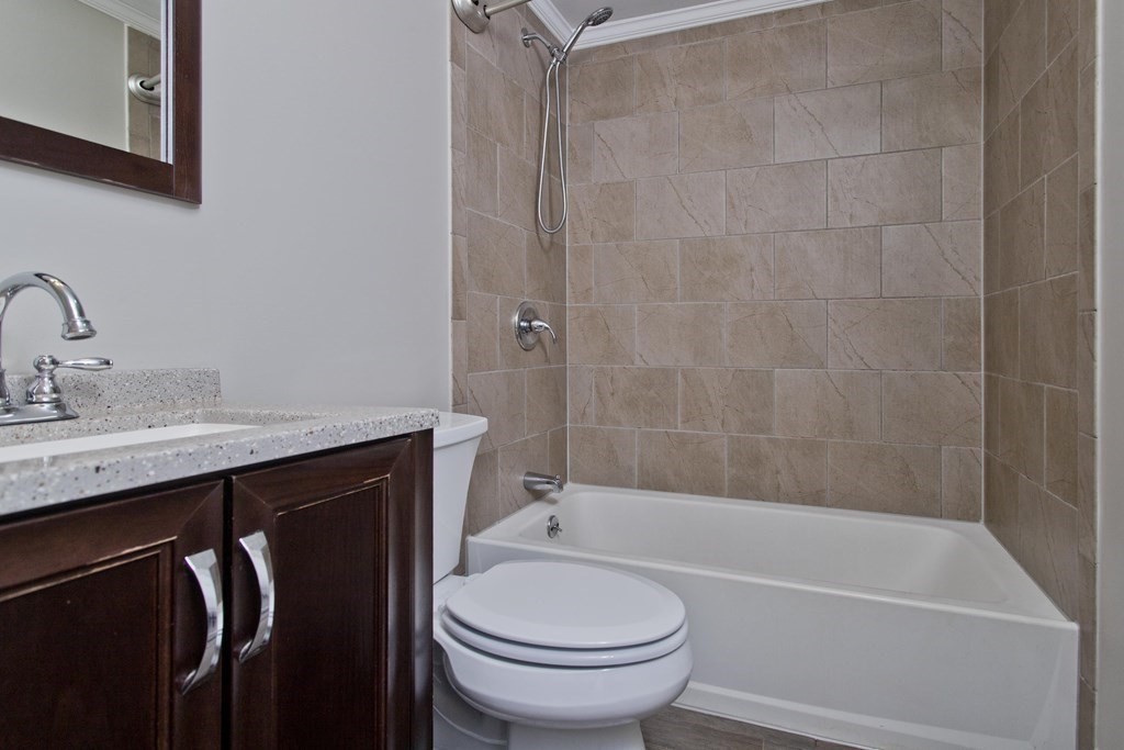 206 Corcoran Boulevard Springfield, MA 01118 - Photo 15 of 32 Gallery Image 15