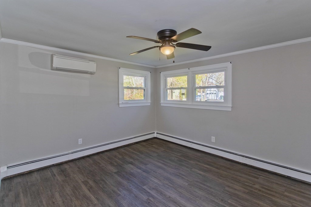 206 Corcoran Boulevard Springfield, MA 01118 - Photo 23 of 32 Gallery Image 23