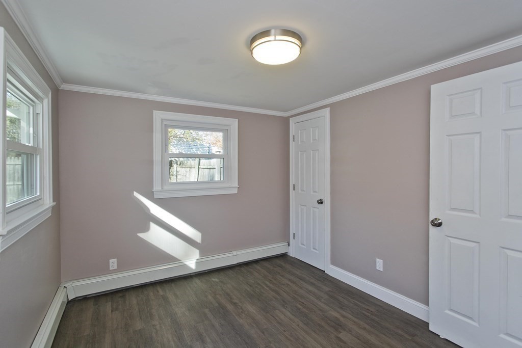 206 Corcoran Boulevard Springfield, MA 01118 - Photo 28 of 32 Gallery Image 28