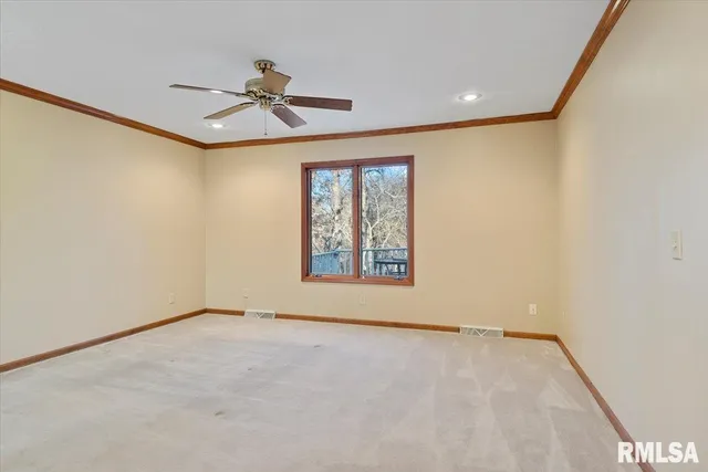 $279,900 | 2553 Chapel Hill Drive, Springfield, IL 62702