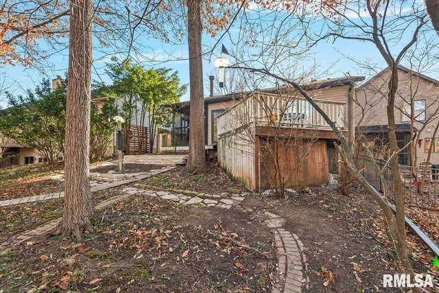 $279,900 | 2553 Chapel Hill Drive, Springfield, IL 62702