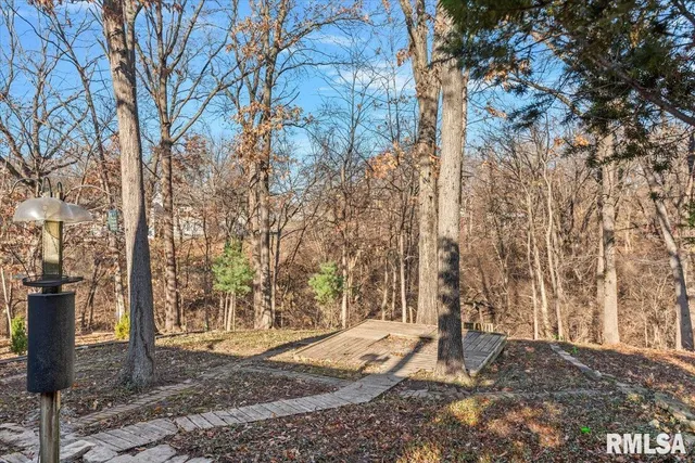 $279,900 | 2553 Chapel Hill Drive, Springfield, IL 62702