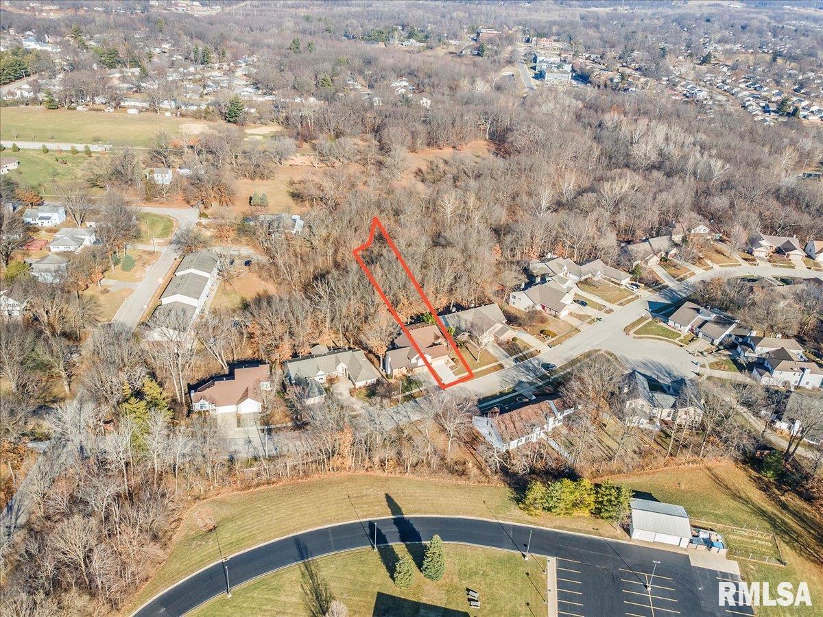 2553 Chapel Hill Drive Springfield, IL 62702 - Photo 52 of 58