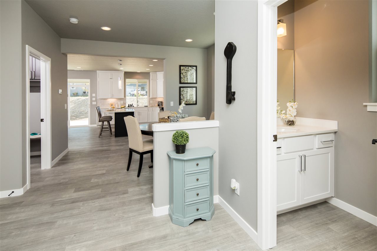 6914 South Pheasant Ridge Drive Spokane, WA 99224 - Photo 3 of 19 Gallery Image 3
