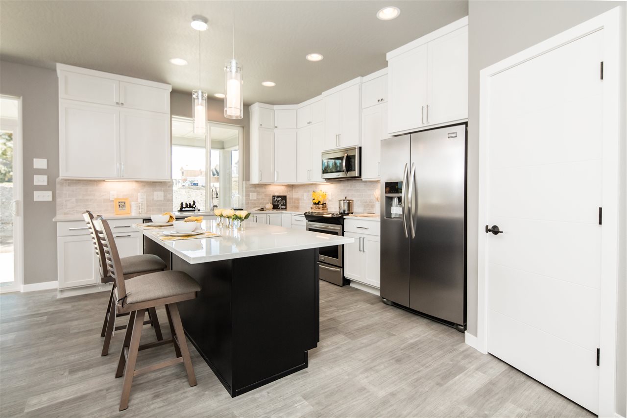 6914 South Pheasant Ridge Drive Spokane, WA 99224 - Photo 5 of 19 Gallery Image 5