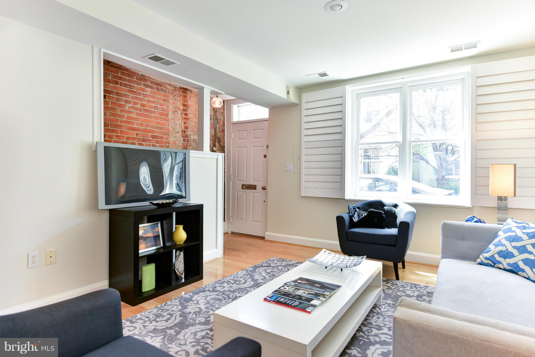 1749 Seaton Street Northwest Washington, DC 20009 - Photo 4 of 22 Main Level In-Law Suite