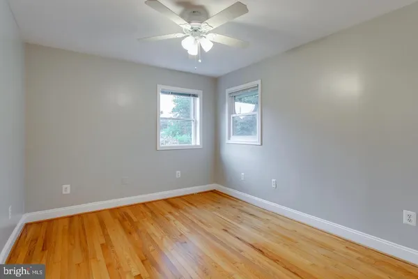 $3,400 | 5834 Pratt Street, Alexandria, VA 22310
