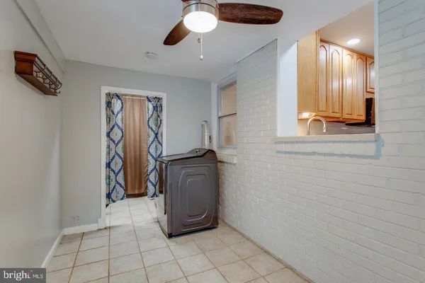 $3,400 | 5834 Pratt Street, Alexandria, VA 22310