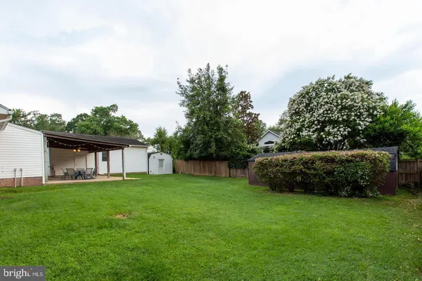 $3,400 | 5834 Pratt Street, Alexandria, VA 22310