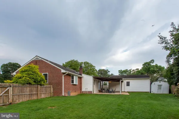 $3,400 | 5834 Pratt Street, Alexandria, VA 22310