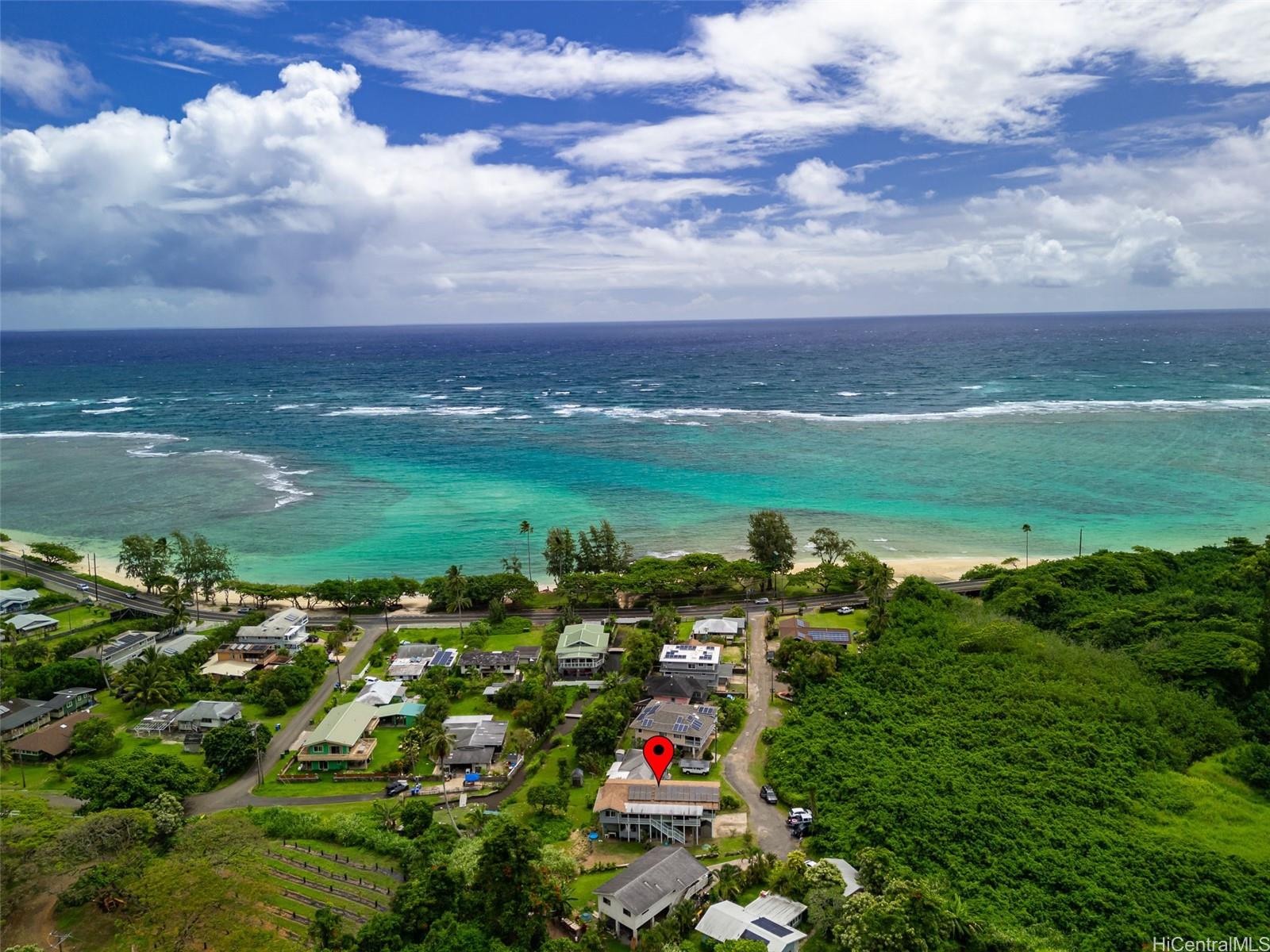 51-17 Kaʻaʻawa Place Kaaawa, HI 96730 - Photo 11 of 25 a view of a city