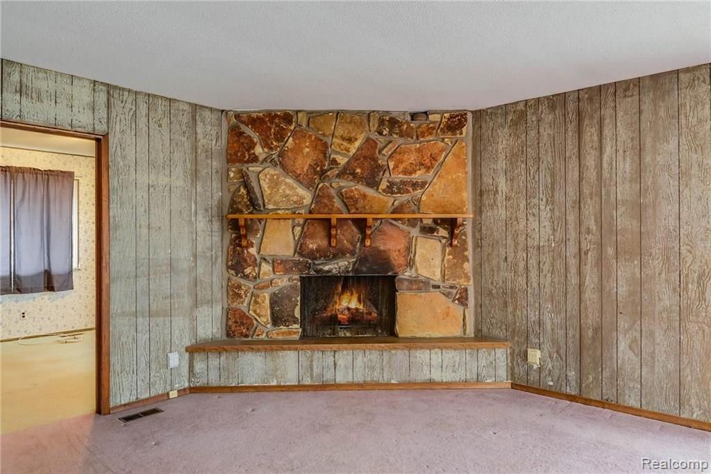 1186 State Road Fenton, MI 48430 - Photo 13 of 25 Gallery Image 13