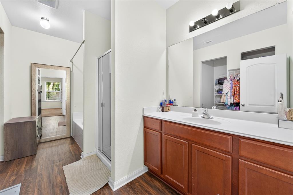 9607 Wind Ridge Way Dallas, TX 75217 - Photo 17 of 27 Gallery Image 17