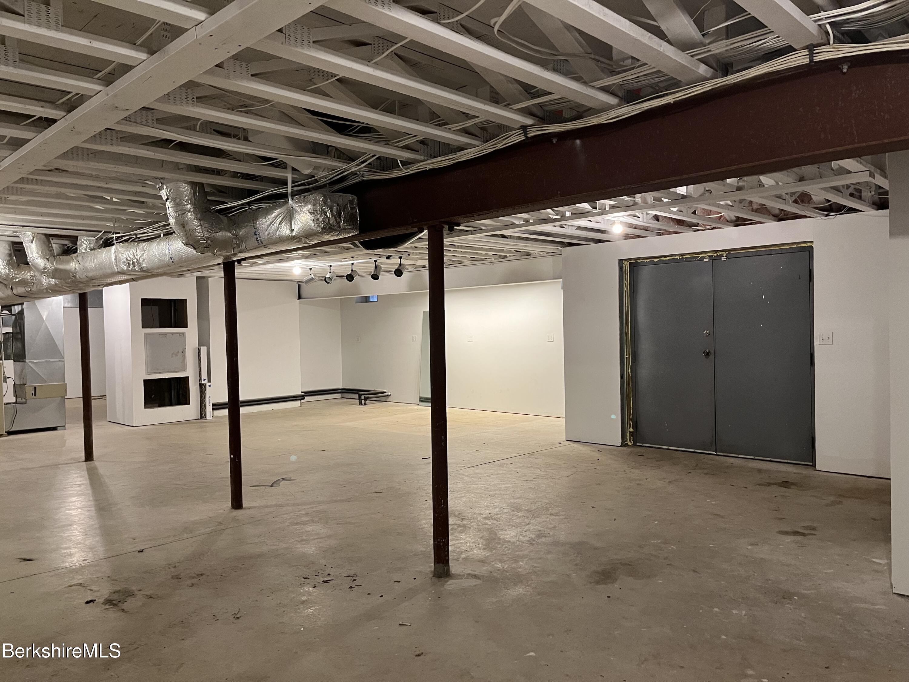 7 Poirot Road Florida, MA 01247 - Photo 60 of 64 Basement C