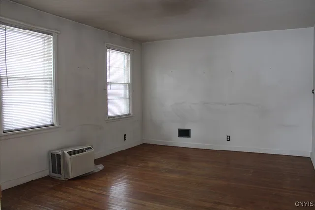 $129,900 | 208 East Locust Street, Rome, NY 13440