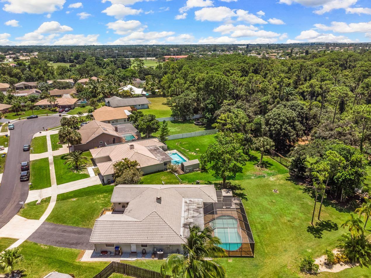 21742 Little Bear Way Boca Raton, FL 33428 - Photo 23 of 25 032