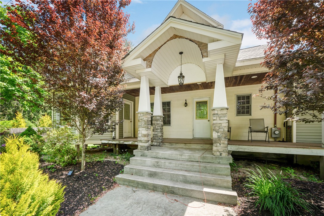 548 Mendon Road North Smithfield, RI 02896 - Photo 4 of 48 Gallery Image 4