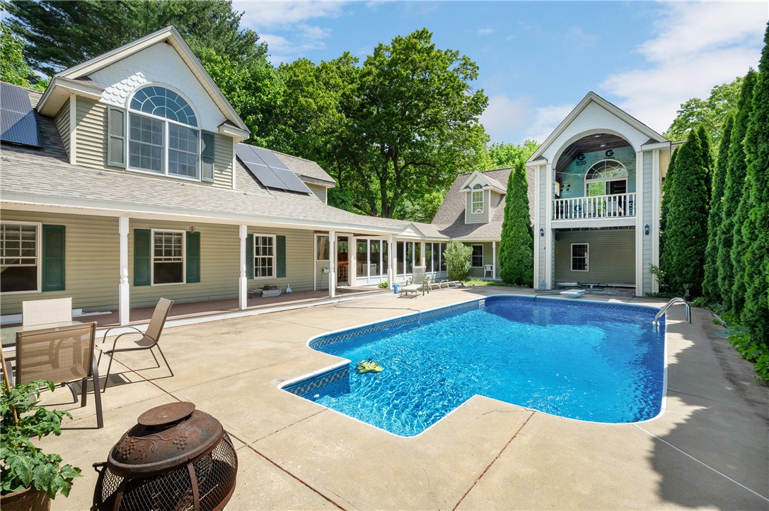 548 Mendon Road North Smithfield, RI 02896 - Photo 7 of 48 Gallery Image 7