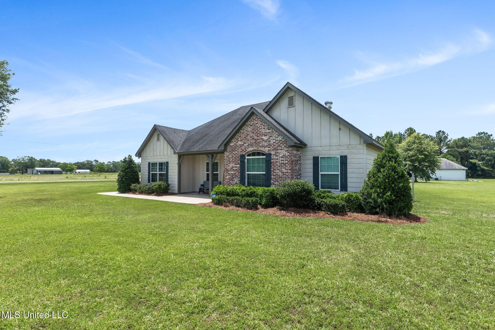 1223 Weeks Road Lucedale, MS 39452 - Photo 2 of 45 1223_Weeks_Rd-2