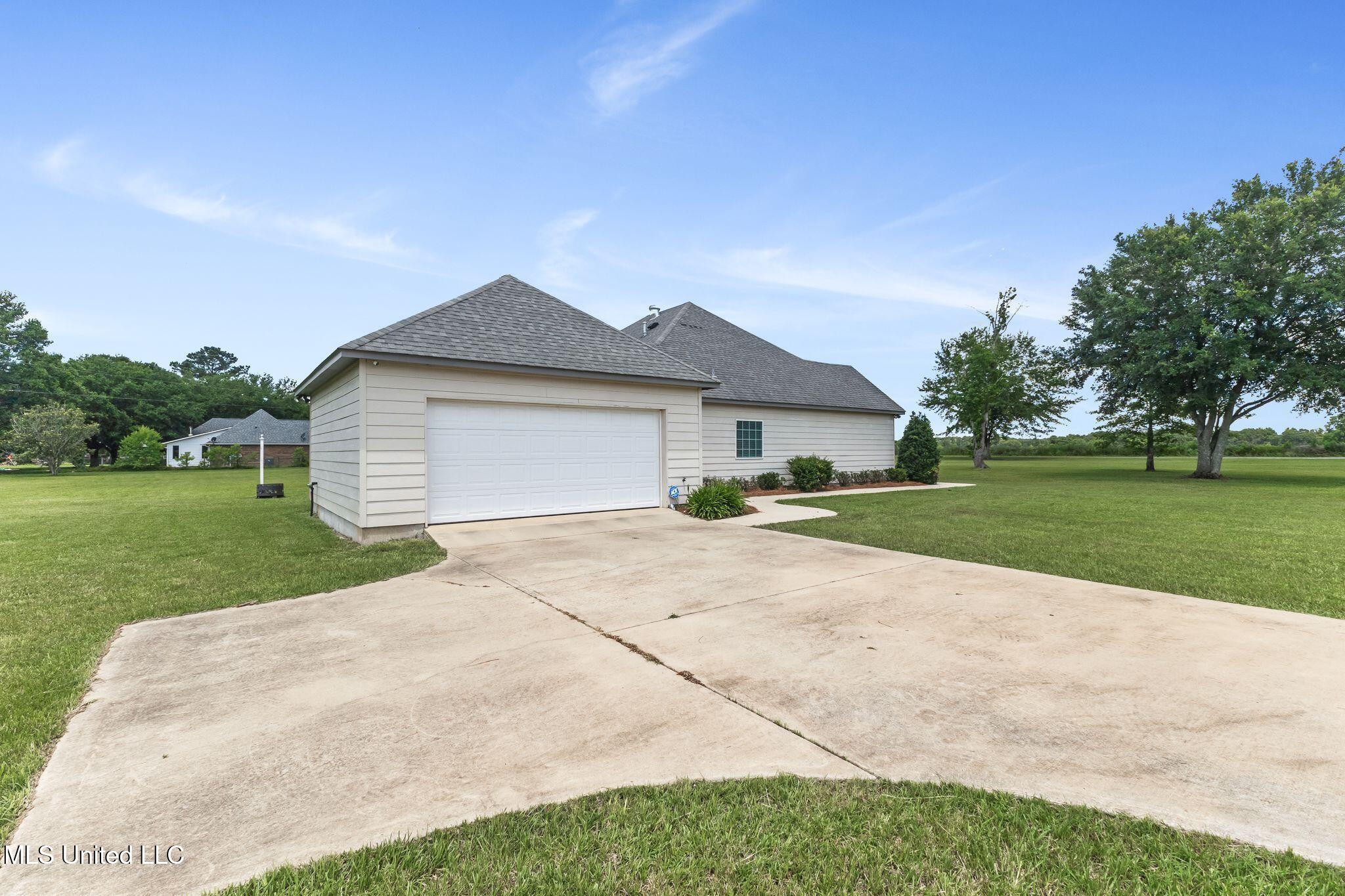 1223 Weeks Road Lucedale, MS 39452 - Photo 36 of 45 1223_Weeks_Rd-36