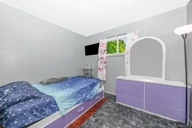 $539,000 | 1038 Manor Lane, Bay Shore, NY 11706