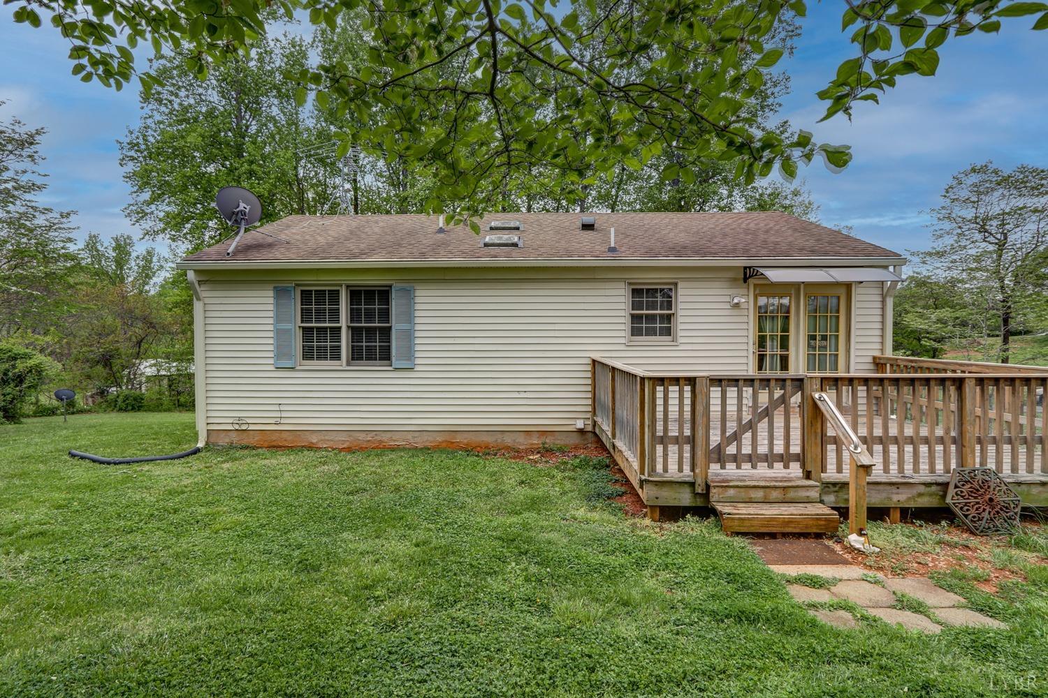 127 Southern Lane Monroe, VA 24574 - Photo 35 of 44 a view of a house with a yard