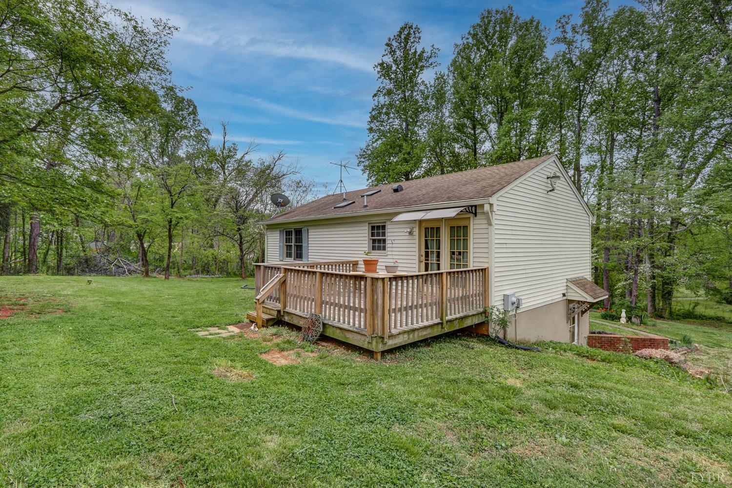 127 Southern Lane Monroe, VA 24574 - Photo 36 of 44 a view of a house with a yard