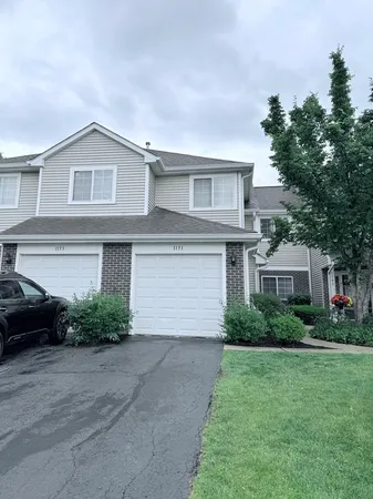 $2,300 | 1153 Cambria Lane South, Lombard, IL 60148