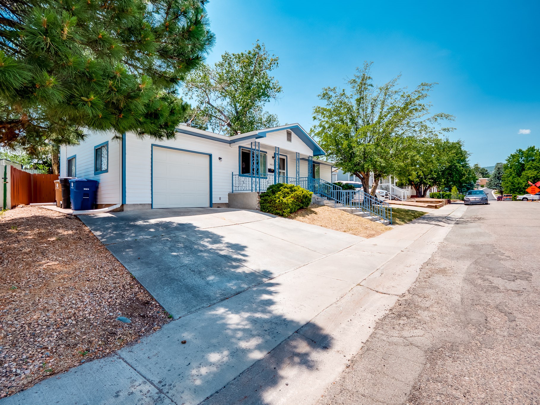 3423 Ridgeway Drive Los Alamos, NM 87544 - Photo 2 of 46