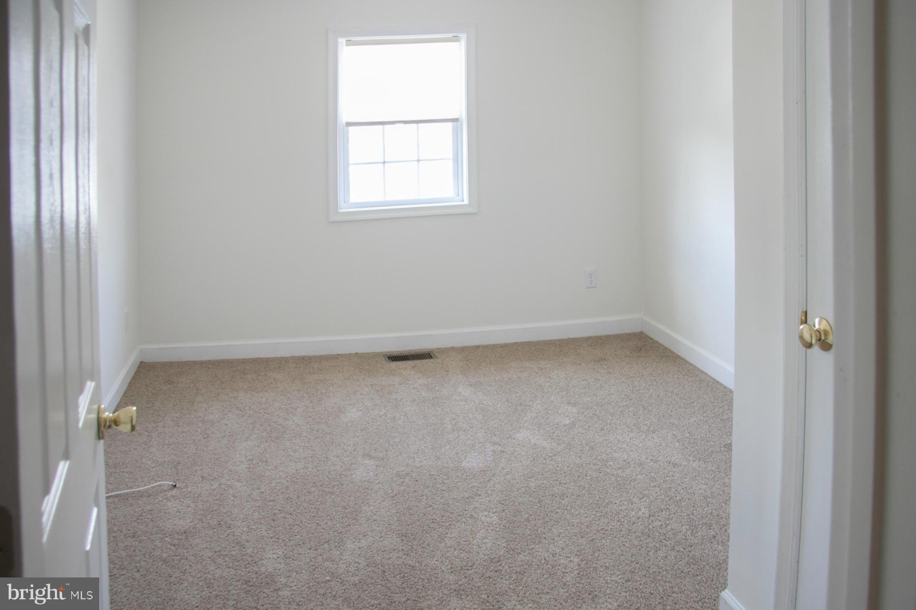 1112 Riverside Avenue Baltimore, MD 21230 - Photo 27 of 30 Bedroom