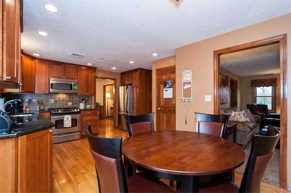 79 Prospect Street Ashland, MA 01721 - Photo 4 of 30 Gallery Image 4