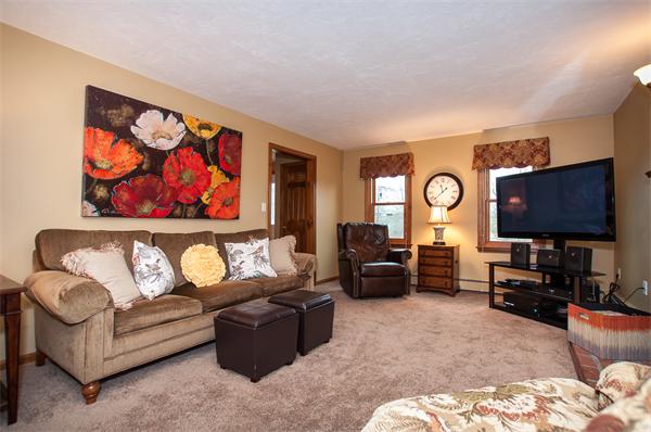79 Prospect Street Ashland, MA 01721 - Photo 7 of 30 Gallery Image 7